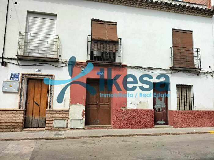 Casas en venta y pisos alquiler - 1