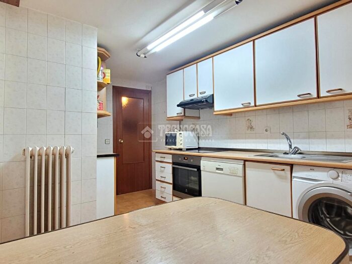 Casas en venta y pisos alquiler - 2