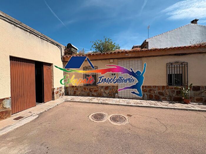Casas en venta y pisos alquiler - 1