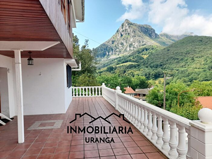 Casas en venta y pisos alquiler - 1