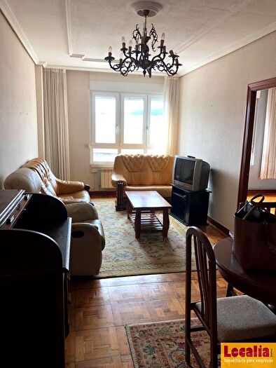 Casas en venta y pisos alquiler - 1