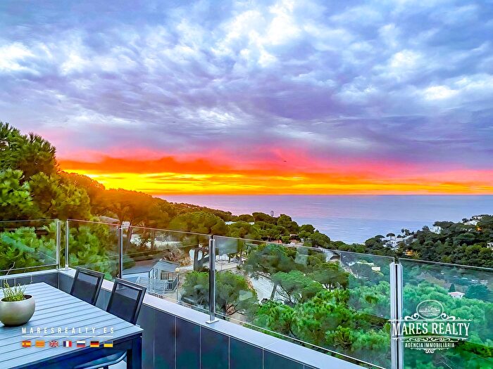 Casa en venta en Canyelles, Lloret de Mar de 3 habitaciones