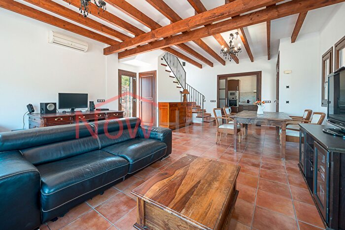 Casas en venta y pisos alquiler - 3