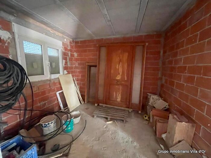 Casas en venta y pisos alquiler - 2