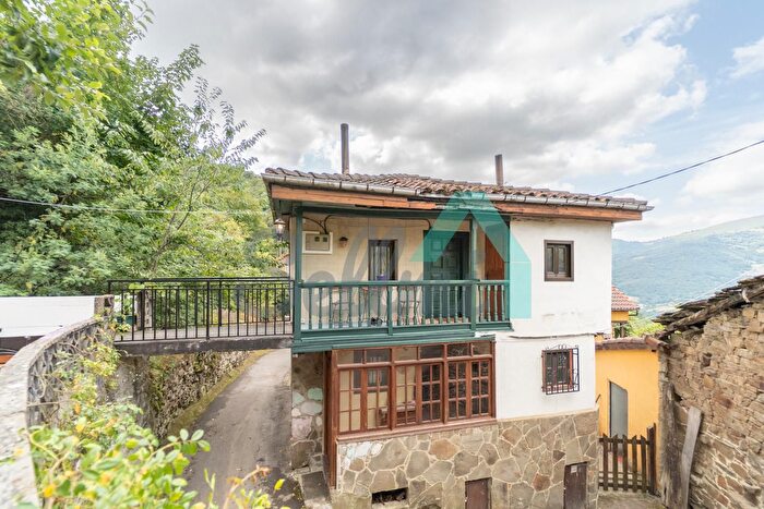 Casas en venta y pisos alquiler - 1