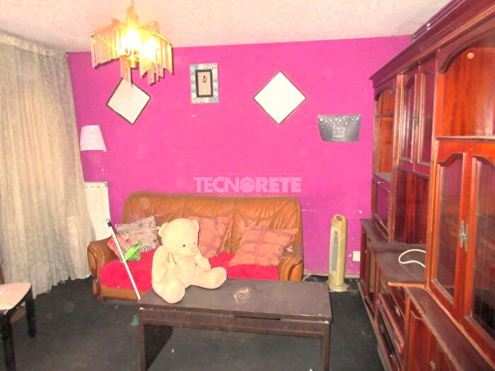Casas en venta y pisos alquiler - 2