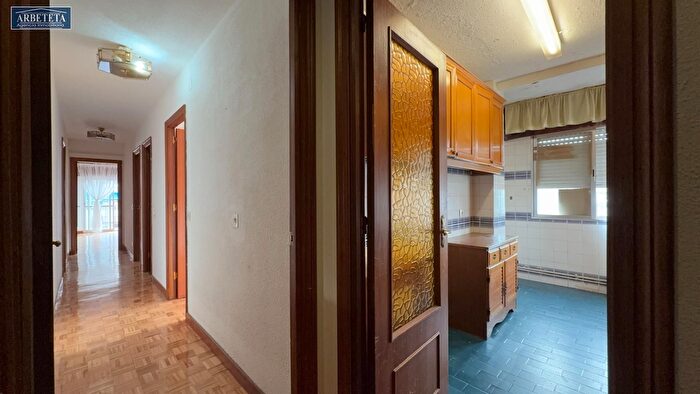 Casas en venta y pisos alquiler - 2