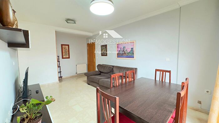Casas en venta y pisos alquiler - 1