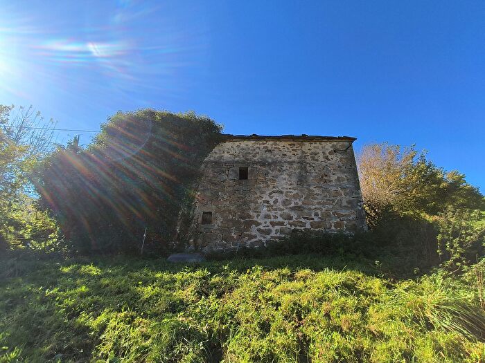 Casa en venta en San Roque de Riomiera, Cantabria