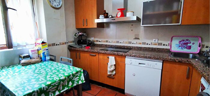Casas en venta y pisos alquiler - 2
