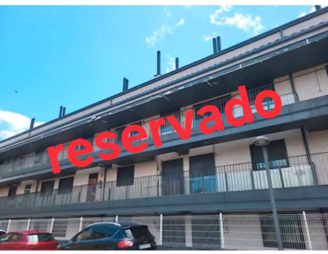 Piso en venta en Mondéjar, Guadalajara de 3 habitaciones