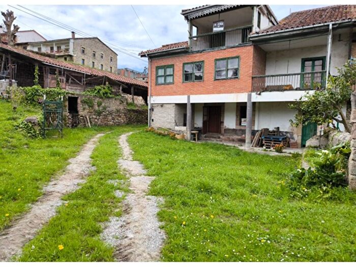 Casas en venta y pisos alquiler - 1