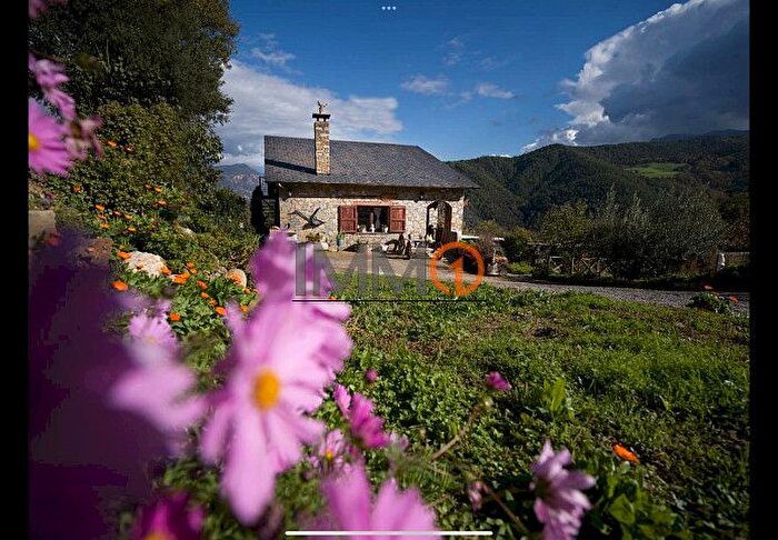 Casa en venta en Alàs I Cerc, Lleida de 3 habitaciones