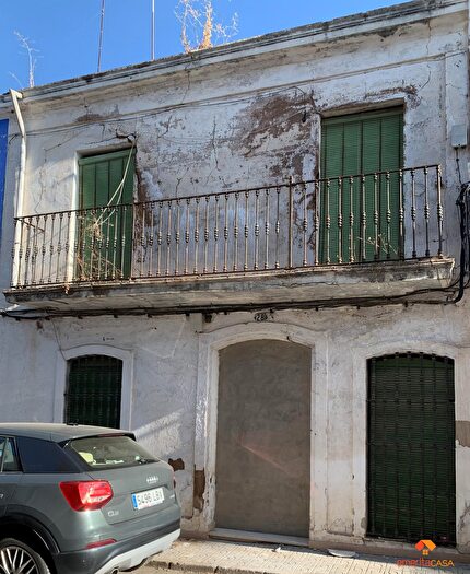 Casas en venta y pisos alquiler - 1