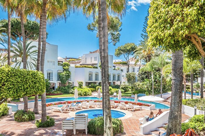 Piso en venta en Elviria Cabopino, Elviria de 3 habitaciones