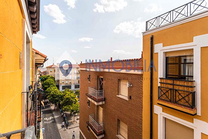 Casas en venta y pisos alquiler - 2