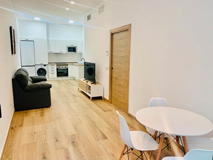 Piso en alquiler en Moncada, Valencia de 2 habitaciones