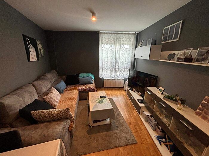 Piso en venta en Villaquilambre, León de 2 habitaciones