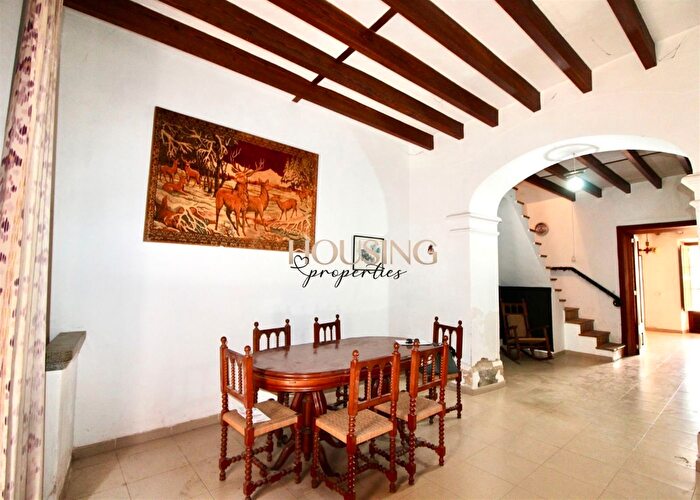 Casas en venta y pisos alquiler - 1
