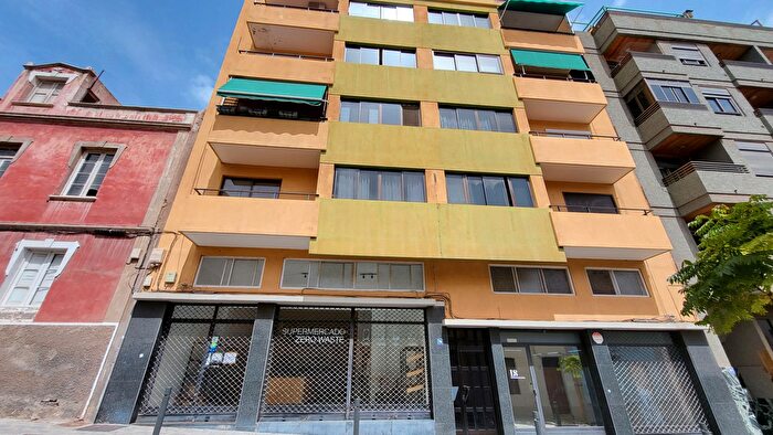 Piso en venta en Centro Ifara, Toscal de 4 habitaciones