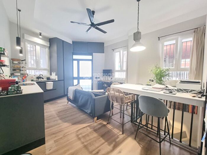 Casas en venta y pisos alquiler - 2