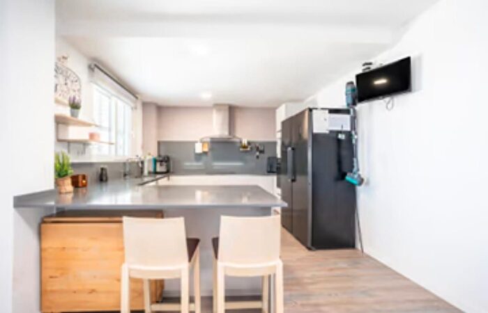 Casas en venta y pisos alquiler - 3