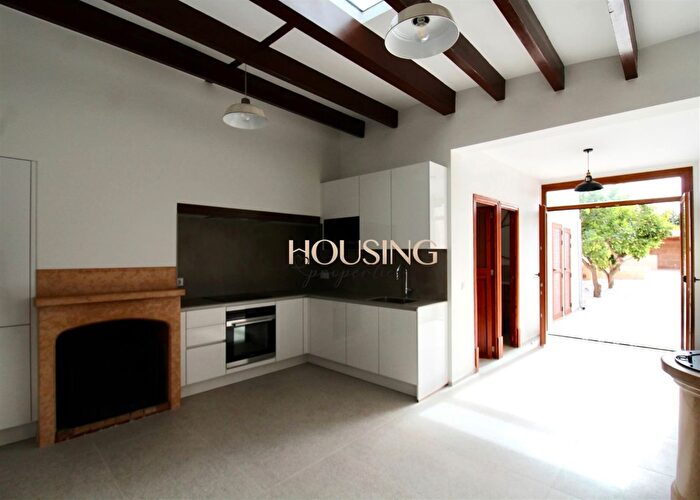 Casas en venta y pisos alquiler - 1