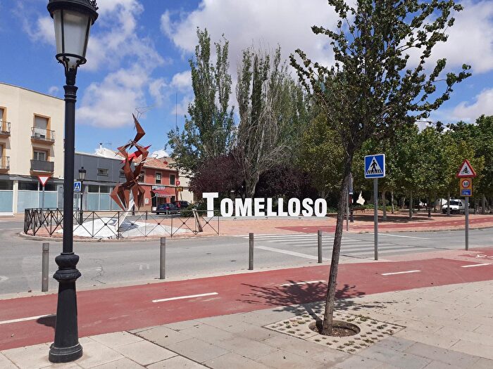 Piso en venta en Tomelloso, Ciudad Real de 2 habitaciones
