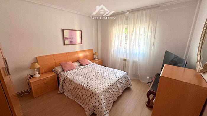 Casas en venta y pisos alquiler - 2