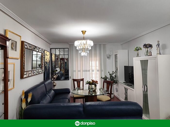 Casas en venta y pisos alquiler - 3