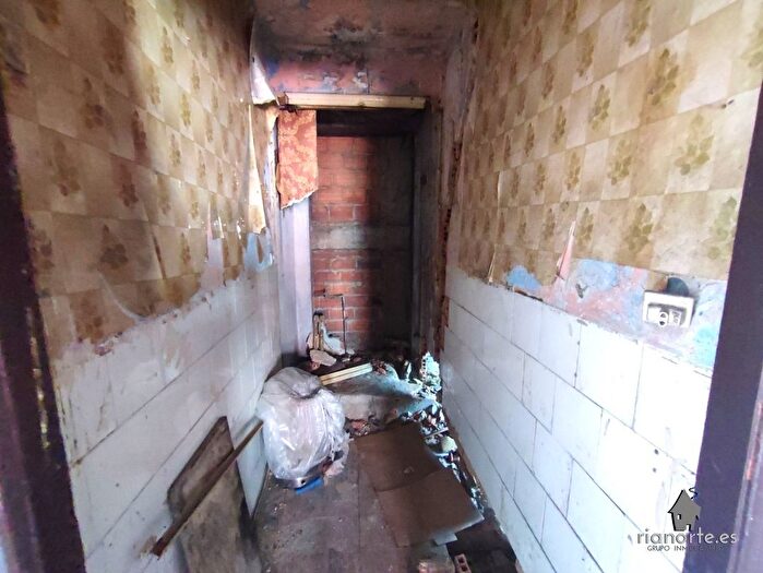 Casas en venta y pisos alquiler - 2
