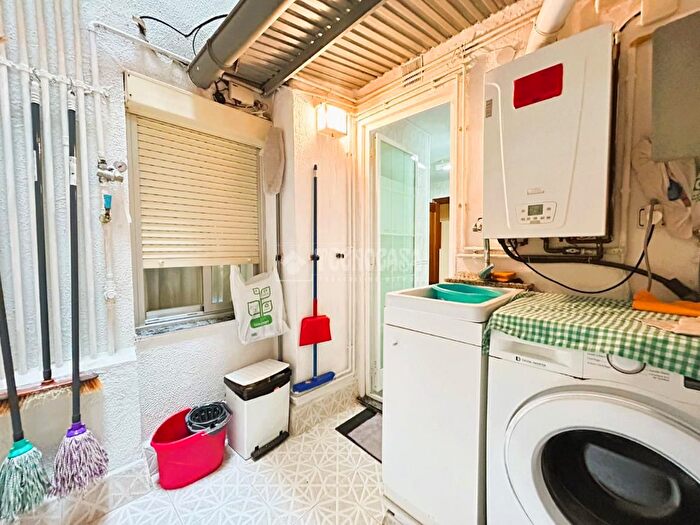 Casas en venta y pisos alquiler - 3