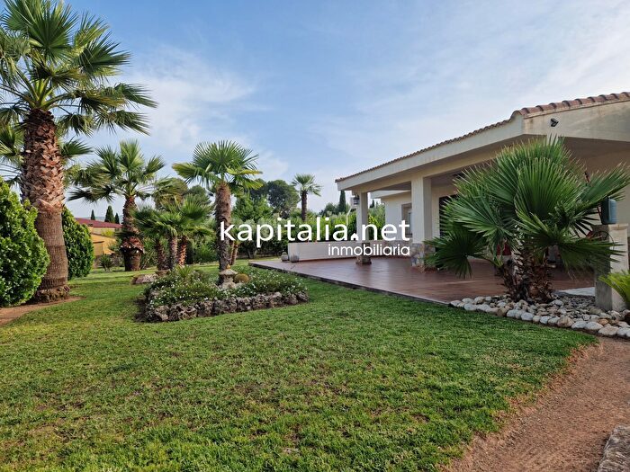 Casas en venta y pisos alquiler - 1