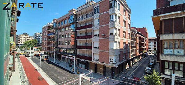 Casas en venta y pisos alquiler - 1