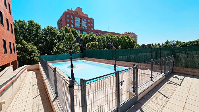 Piso en venta en Usera, San Fermín de 2 habitaciones