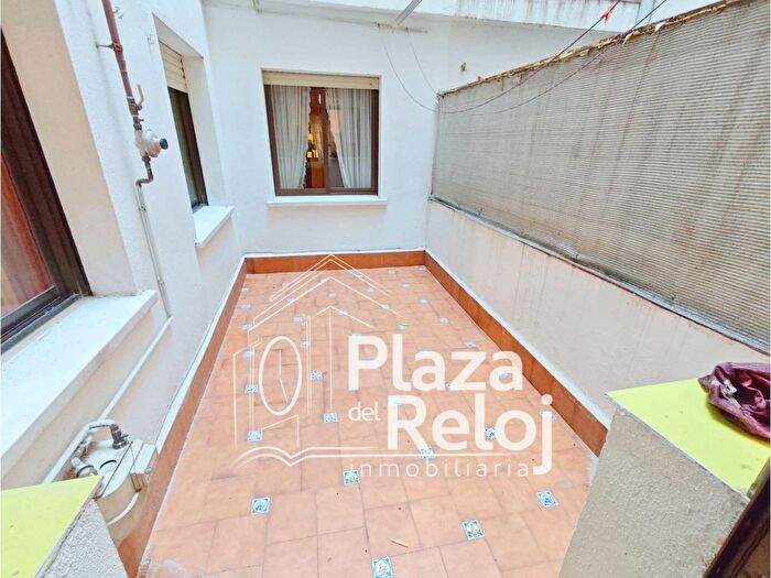 Casas en venta y pisos alquiler - 2