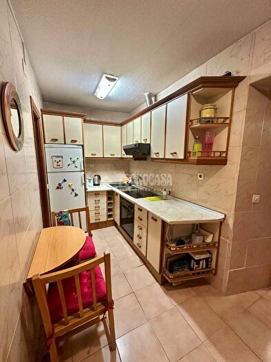 Casas en venta y pisos alquiler - 2