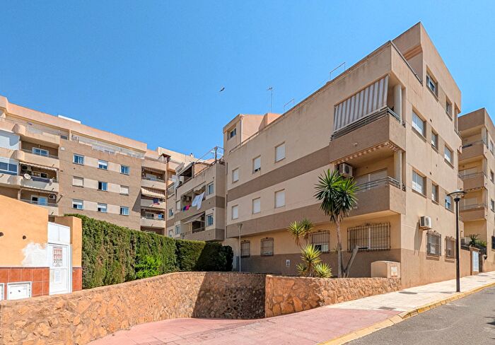 Piso en venta en Adra, Almería de 2 habitaciones