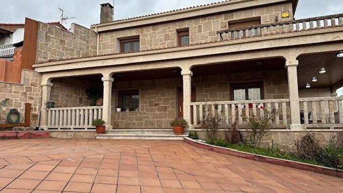 Casa en venta en Coles, Ourense de 3 habitaciones