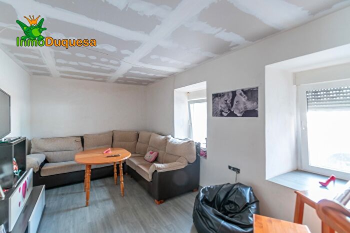 Casas en venta y pisos alquiler - 2