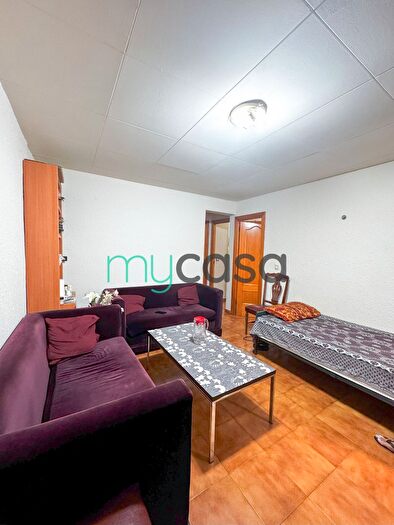 Casas en venta y pisos alquiler - 1