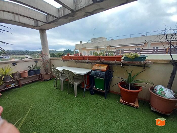 Piso en venta en La Sénia, Tarragona de 4 habitaciones