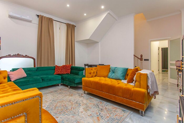 Casas en venta y pisos alquiler - 3