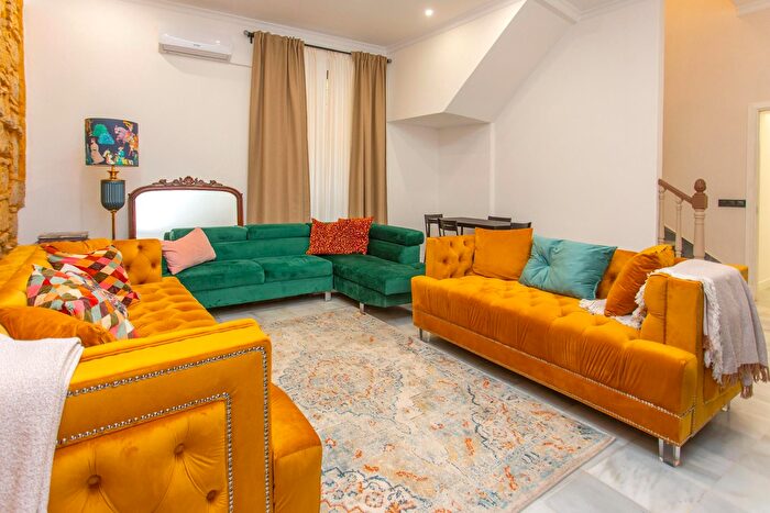 Casas en venta y pisos alquiler - 2