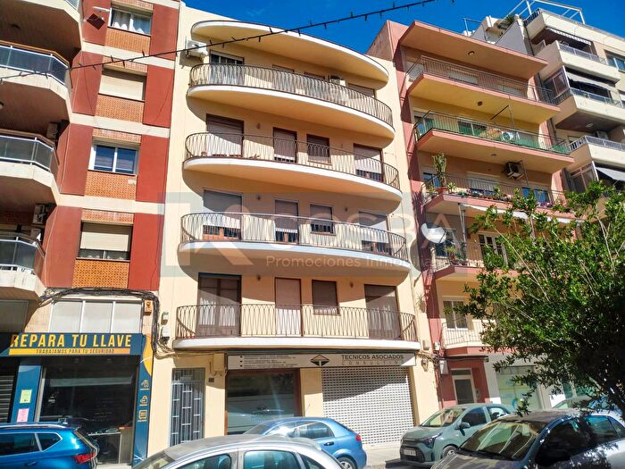 Casas en venta y pisos alquiler - 1