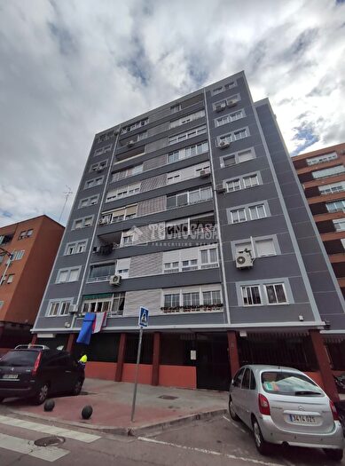 Casas en venta y pisos alquiler - 1