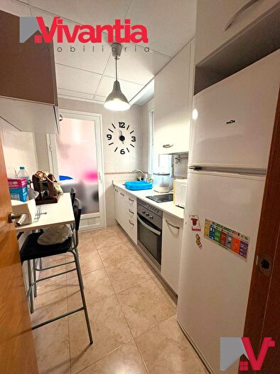 Casas en venta y pisos alquiler - 2