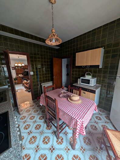 Casas en venta y pisos alquiler - 2
