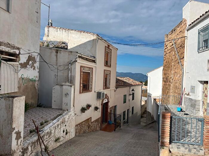 Casa en venta en Pegalajar, Jaén de 3 habitaciones
