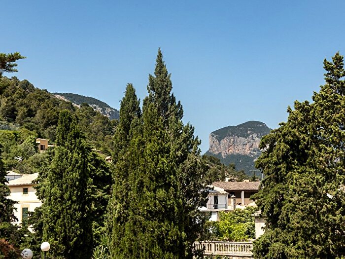 Casa en venta en Alaró, Illes Balears de 13 habitaciones